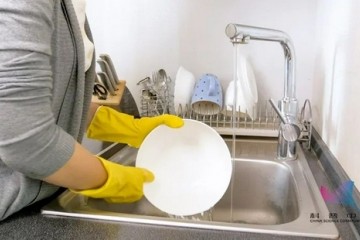 4小时不洗碗=吃毒注意这样洗碗越洗越脏千万别再这样做